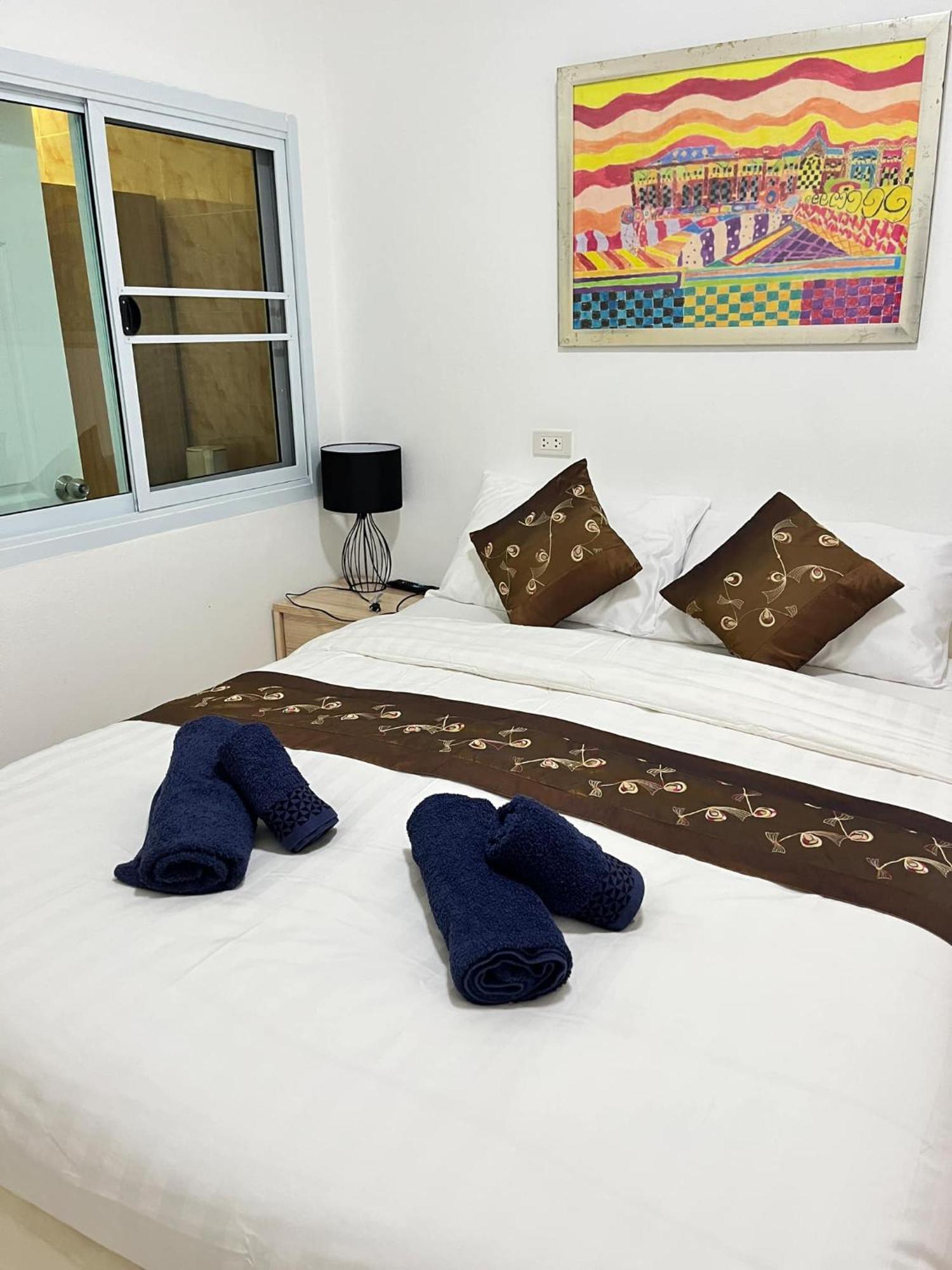 Elephant Sports Bar And Accommodation Phuket Eksteriør bilde