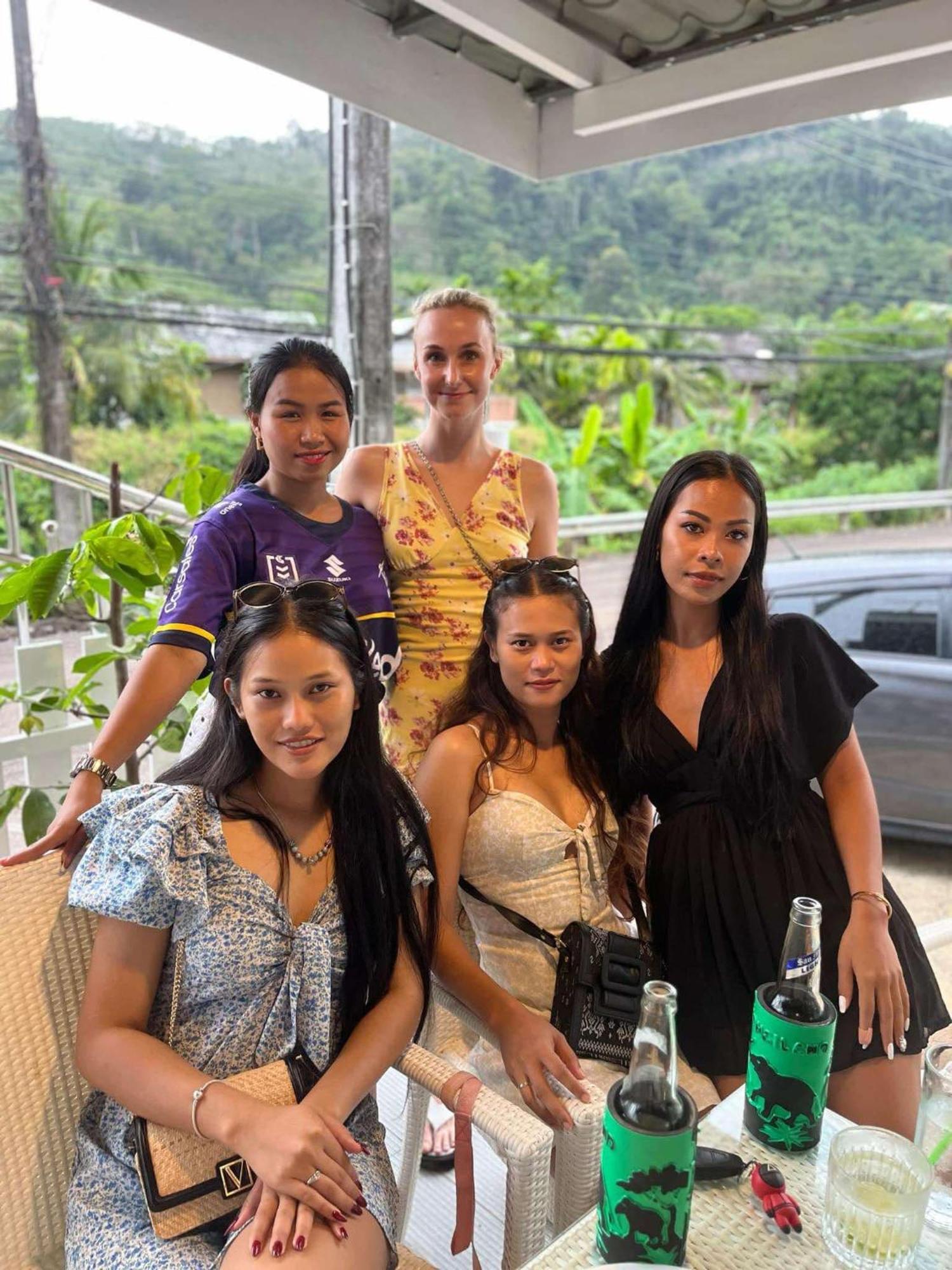 Elephant Sports Bar And Accommodation Phuket Eksteriør bilde